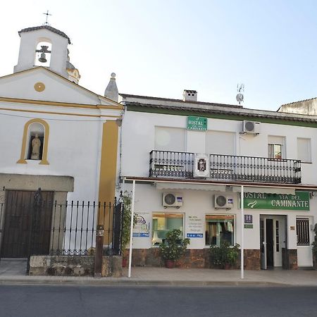 Hostal Via Del Caminante Madrigalejo 外观 照片