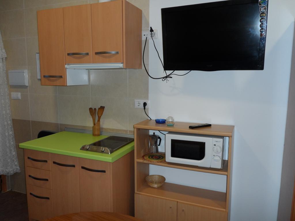 Hostal Via Del Caminante Madrigalejo 外观 照片